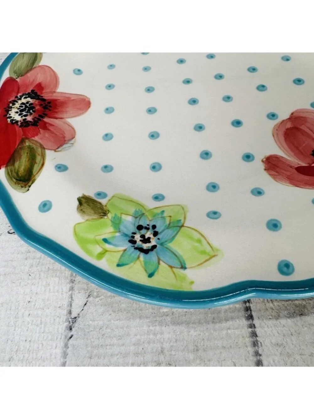 The Pioneer Woman VINTAGE BLOOM Scallop Floral  Teal Trim Stoneware Dinner Set 3